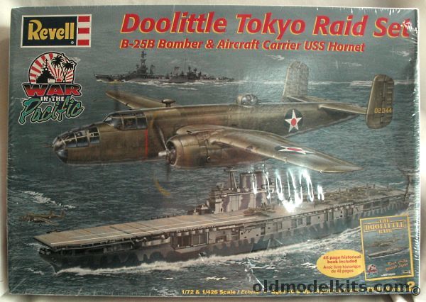 Revell Doolittle Tokyo Raid Set - CV-8 USS Hornet and B-25B